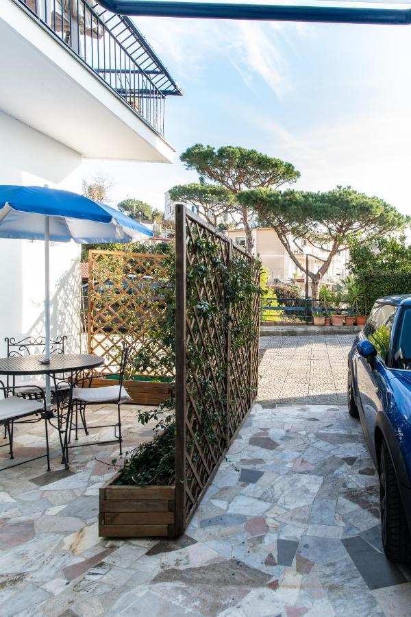 La Casetta Di Posillipo Naples Exterior photo