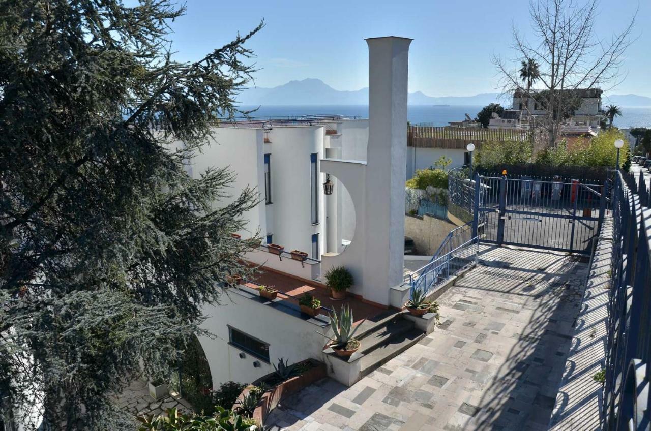 La Casetta Di Posillipo Naples Exterior photo